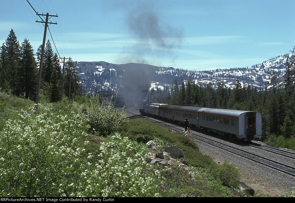 AFT 4449 running east over Donner